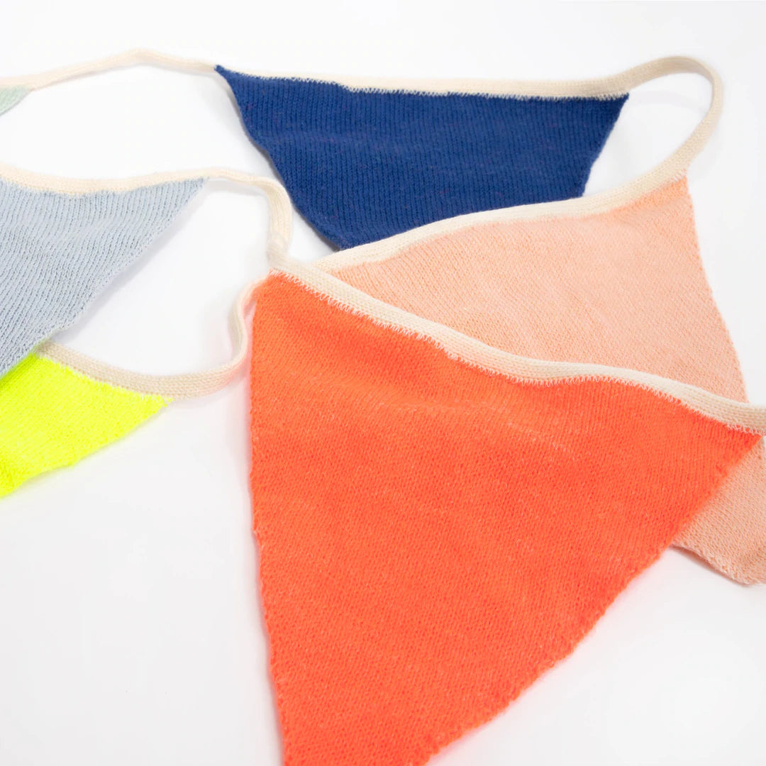 meri meri knit flag garland