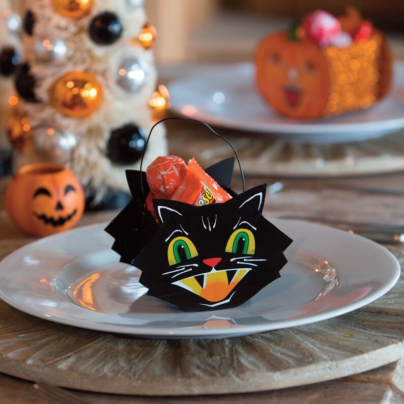 Black Cat Mini Candy Bucket
